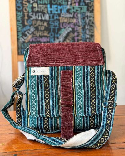 blue green mix pattern maroon front