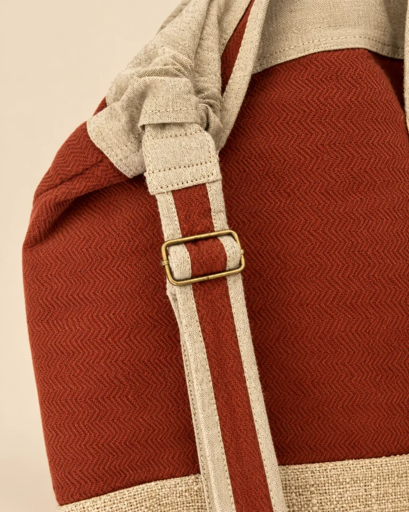 terratrek-drawstring-hemp-backpack-strap-detail