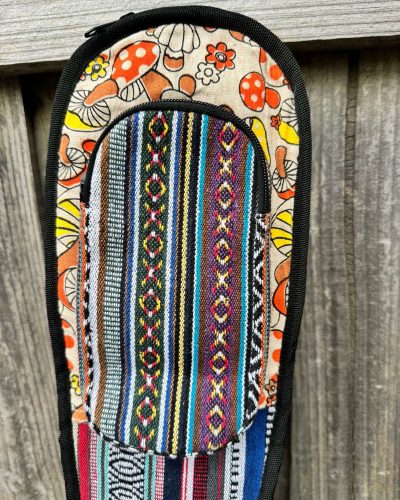 zoomed view of pocket in guitar bag