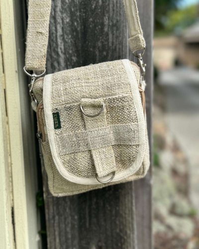 beige hemp side bag zoom