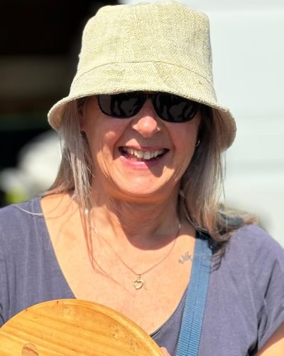 bucket-hat-natural-wearing