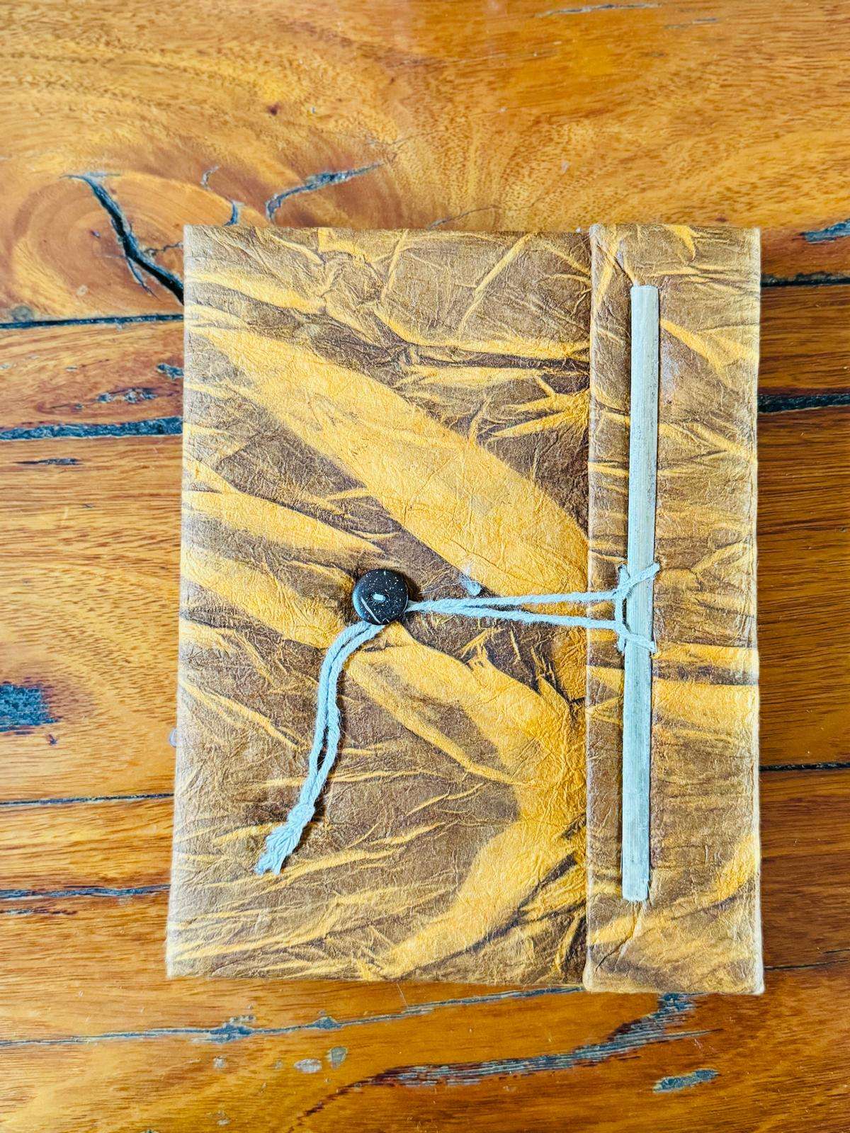 19x15 cm Tiger's Eye Lokta Diary - Handmade in Nepal - Image 8