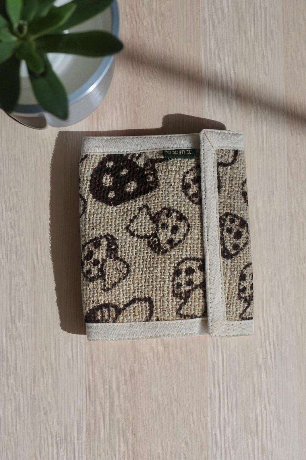 Wild Hemp Mushroom Print Wallet - Image 3