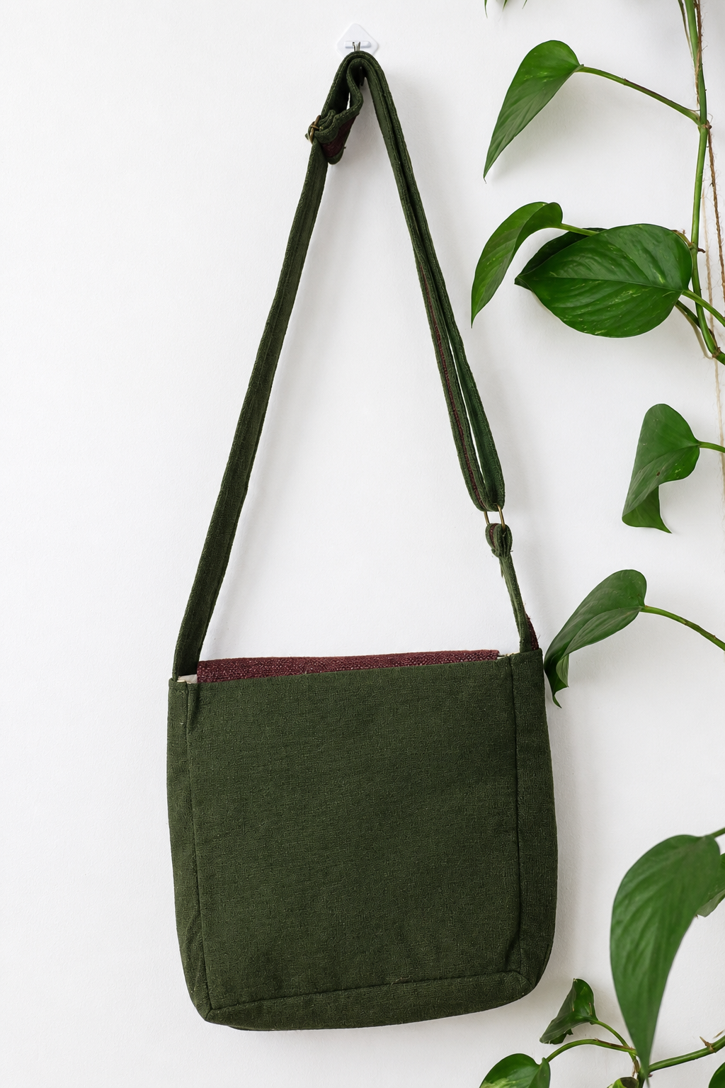 SpreadMaya Hemp Messenger Bag - Image 5